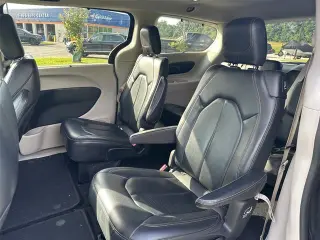 Chrysler Pacifica 2019 Touring L 4dr Mini-Van