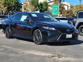 Toyota Camry 2023 SE 4dr Sedán