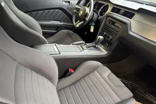 Ford Mustang 2013 V6 2dr Fastback