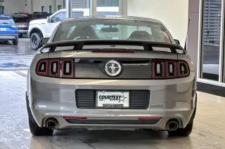 Ford Mustang 2013 V6 2dr Fastback