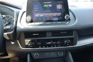 Nissan Rogue 2023 AWD SV 4dr Crossover
