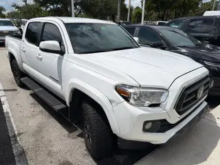 Toyota Tacoma 2022 4x2 TRD Off-Road 4dr Double Cab 5.0 ft SB