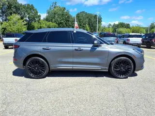Lincoln Corsair 2022 AWD Reserve SUV de 4 puertas