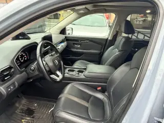 Honda Pilot 2023 AWD Touring 4dr SUV