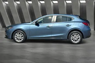Mazda Mazda3 2016 i Touring 4p Hatchback 6M