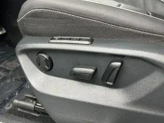 Volkswagen Tiguan 2023 AWD SEL R-Line 4Motion 4dr SUV