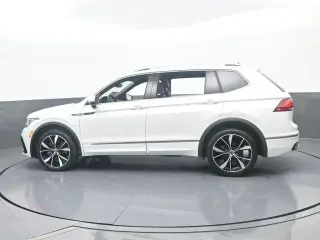 Volkswagen Tiguan 2023 AWD SEL R-Line 4Motion 4dr SUV