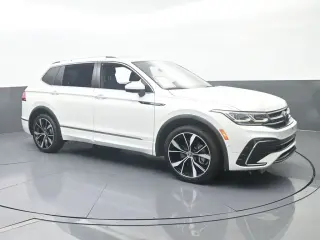 Volkswagen Tiguan 2023 AWD SEL R-Line 4Motion 4dr SUV