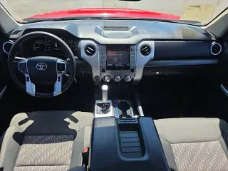 Toyota Tundra 2019 4x4 SR5 4dr Double Cab Pickup SB (5.7L V8 FFV)