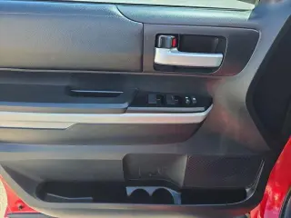 Toyota Tundra 2019 4x4 SR5 4dr Double Cab Pickup SB (5.7L V8 FFV)