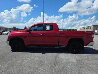 Toyota Tundra 2019 4x4 SR5 4dr Double Cab Pickup SB (5.7L V8 FFV)