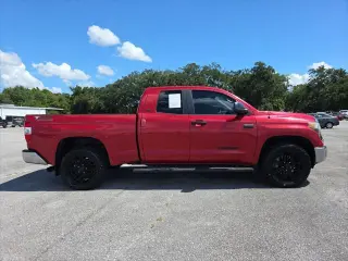 Toyota Tundra 2019 4x4 SR5 4dr Double Cab Pickup SB (5.7L V8 FFV)