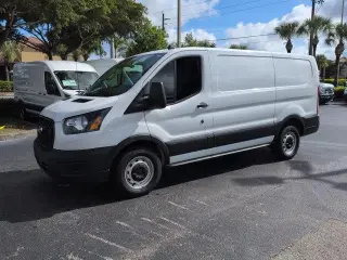 Ford Transit 2024 150 3dr SWB Low Roof Van de Carga