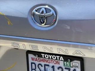 Toyota Sienna 2020 XLE 7-Pasajeros Auto Access Asiento 4dr Mini-Van