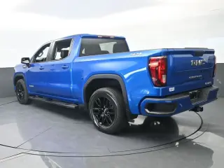 GMC Sierra 1500 2023 4x4 Elevation 4p Cabina Crew 5.8 ft. CB