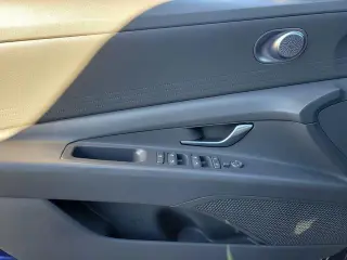 Hyundai ELANTRA 2021 SE 4p Sedan