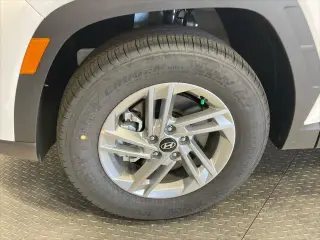 Hyundai TUCSON 2026 AWD SE 4dr SUV