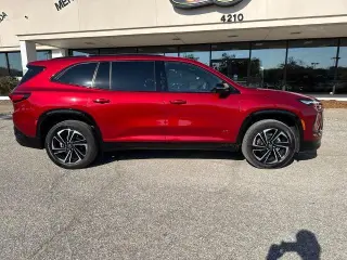 Buick Enclave 2025 Sport Touring 4dr Crossover