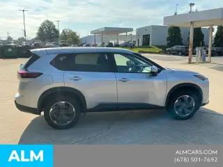 Nissan Rogue 2024 SV 4dr Crossover