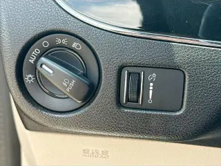 Dodge Grand Caravan 2020 SXT 4d Mini-Van