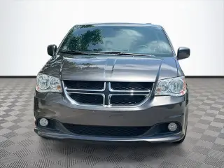 Dodge Grand Caravan 2020 SXT 4d Mini-Van