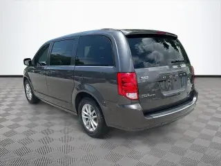 Dodge Grand Caravan 2020 SXT 4d Mini-Van