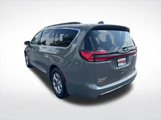 Chrysler Pacifica 2022 Limited 4dr Mini-Van