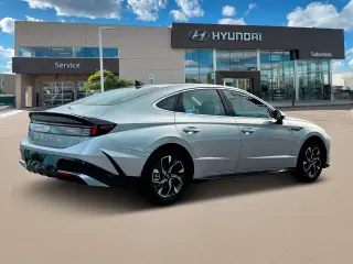 Hyundai SONATA 2025 SEL Sedán 4 puertas