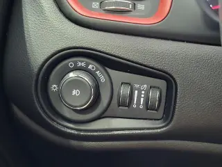 Jeep Renegade 2021 4x4 Trailhawk 4p SUV
