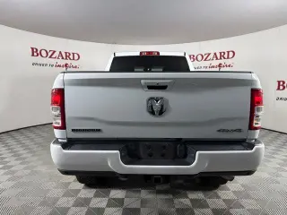 Ram 2500 2022 4x4 Big Horn 4p Puerta Lateral Cabina de Tripulacion 6.3 ft. SB Camion