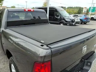 Ram 1500 Clásico 2023 4x4 Tradesman 4p Cabilla de Tripulante Est. 5.5 ft. SB Camioneta