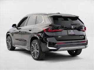 BMW X1 2025 AWD xDrive28i vehículo de actividad deportiva de 4 puertas