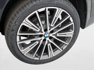 BMW X1 2025 AWD xDrive28i vehículo de actividad deportiva de 4 puertas