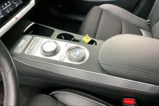 Genesis GV70 2023 AWD 2.5T Standard 4dr SUV