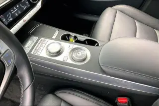 Genesis GV70 2023 AWD 2.5T Standard 4dr SUV