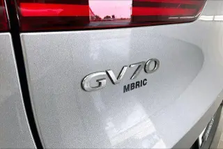 Genesis GV70 2023 AWD 2.5T Standard 4dr SUV