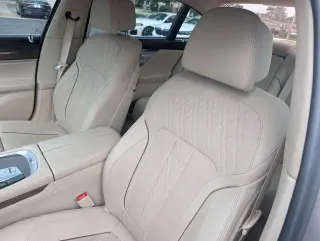 Serie 7 BMW 2018 AWD 750i xDrive Sedán 4p