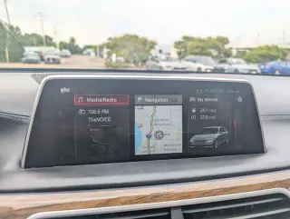 Serie 7 BMW 2018 AWD 750i xDrive Sedán 4p