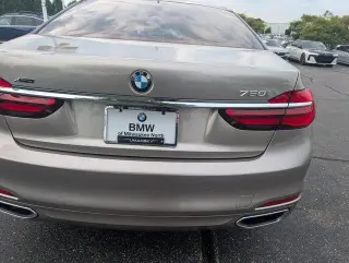 Serie 7 BMW 2018 AWD 750i xDrive Sedán 4p