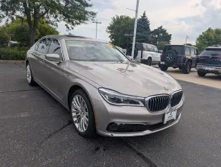 Serie 7 BMW 2018 AWD 750i xDrive Sedán 4p