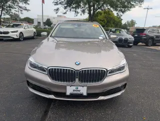 Serie 7 BMW 2018 AWD 750i xDrive Sedán 4p
