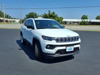 Jeep Compass 2023 4x4 Latitude Lux 4dr SUV
