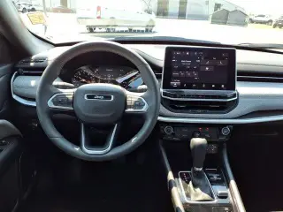 Jeep Compass 2023 4x4 Latitude Lux 4dr SUV