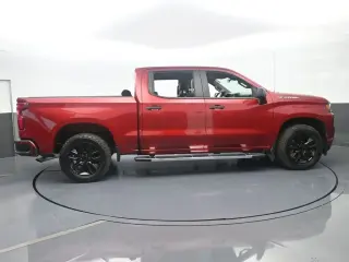 Chevrolet Silverado 1500 2021 4x2 Custom 4dr Crew Cab 5.8 ft. SB