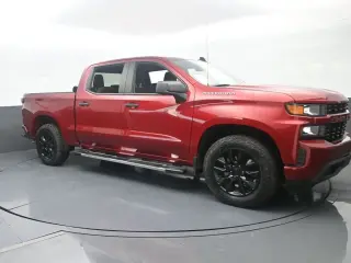 Chevrolet Silverado 1500 2021 4x2 Custom 4dr Crew Cab 5.8 ft. SB
