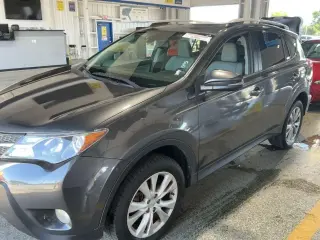 Toyota RAV4 2015 Limited 4dr SUV
