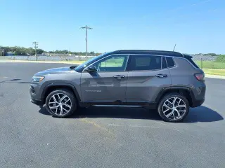 Jeep Compass 2024 4x4 Limited 4p SUV