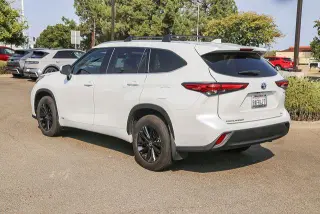 Toyota Highlander Hybrid 2022 AWD Edition de Bronce 4dr SUV