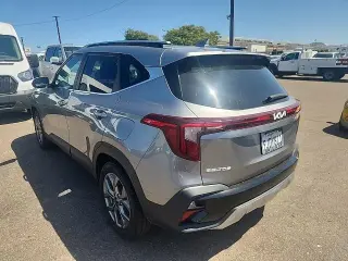 Kia Seltos 2024 S 4dr SUV