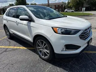 Ford Edge 2023 AWD Titanium 4dr Crossover